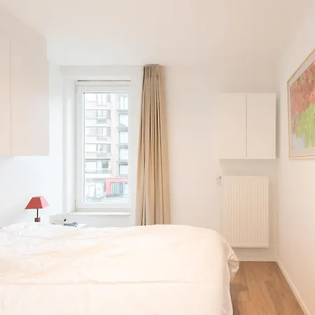 White Princess Apartment *