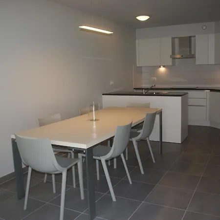 White Princess Appartement *